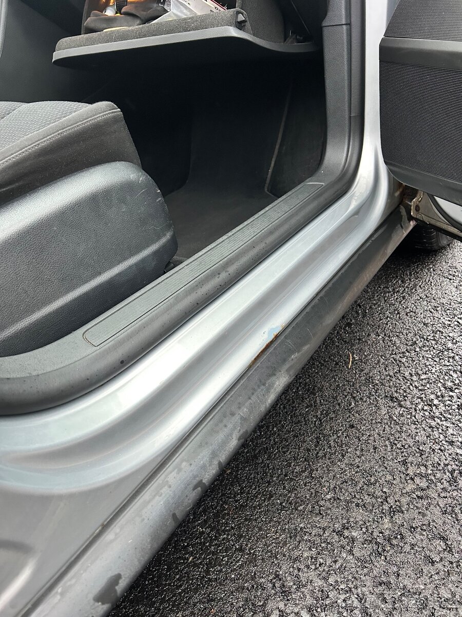 Volkswagen Passat B6 2009 2.0 TDI automat - 15