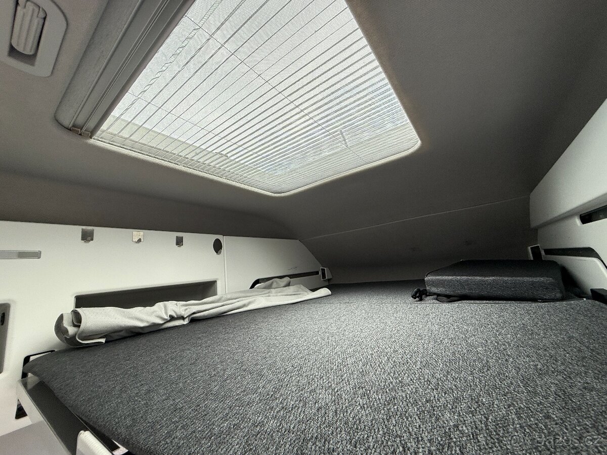 Obyné auto - VW Grand California, 2x klimatizace, DSG - 15