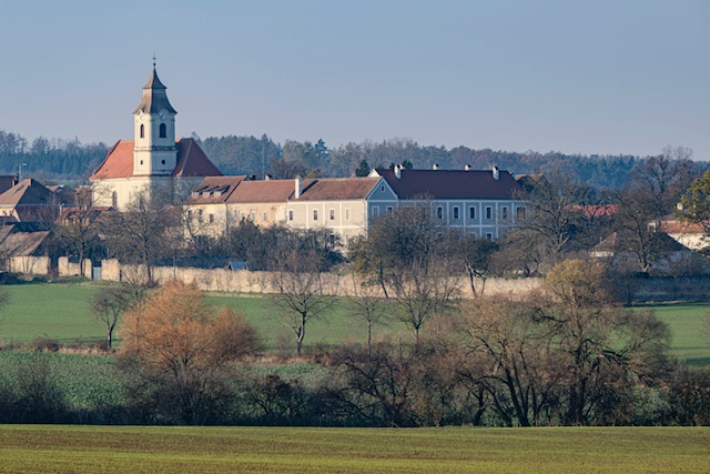 Prodej krásného domu Vratěnín, okres Znojmo - 15