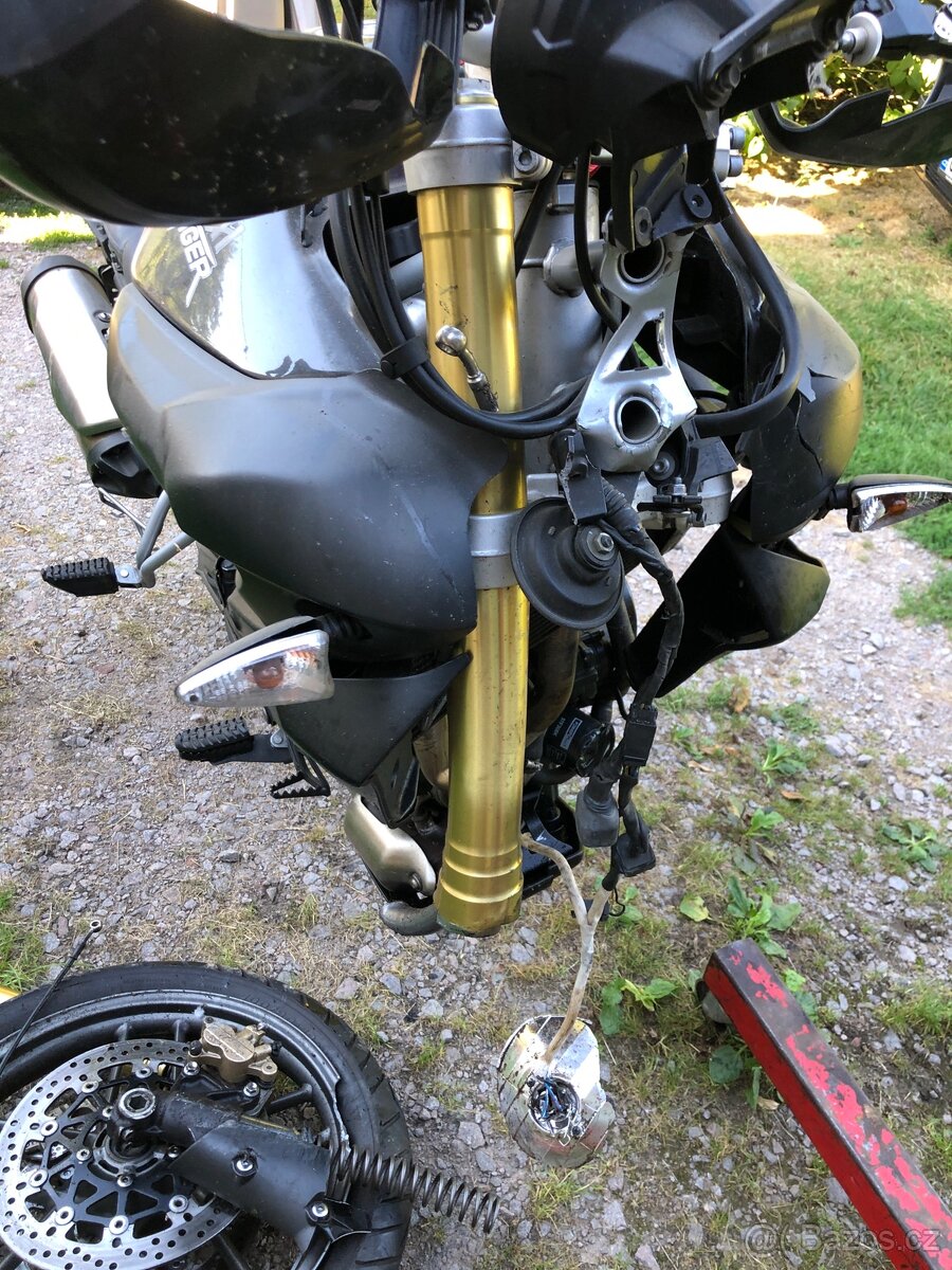 Motonadily Triumph Tiger 800 2010 - 15