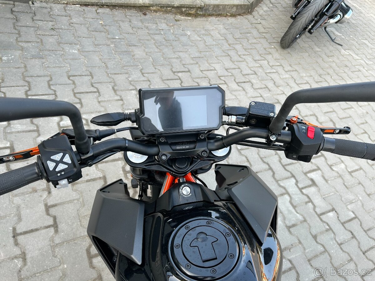 KTM Duke 125 2022 - 15