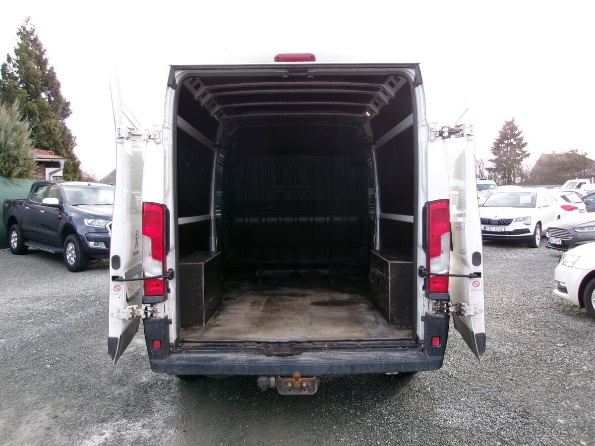 PEUGEOT Boxer 2.0 BlueHDi 120kW L3H2 - 7-míst - ČR - 15