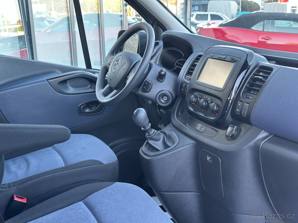 Opel Vivaro 2017 - 15