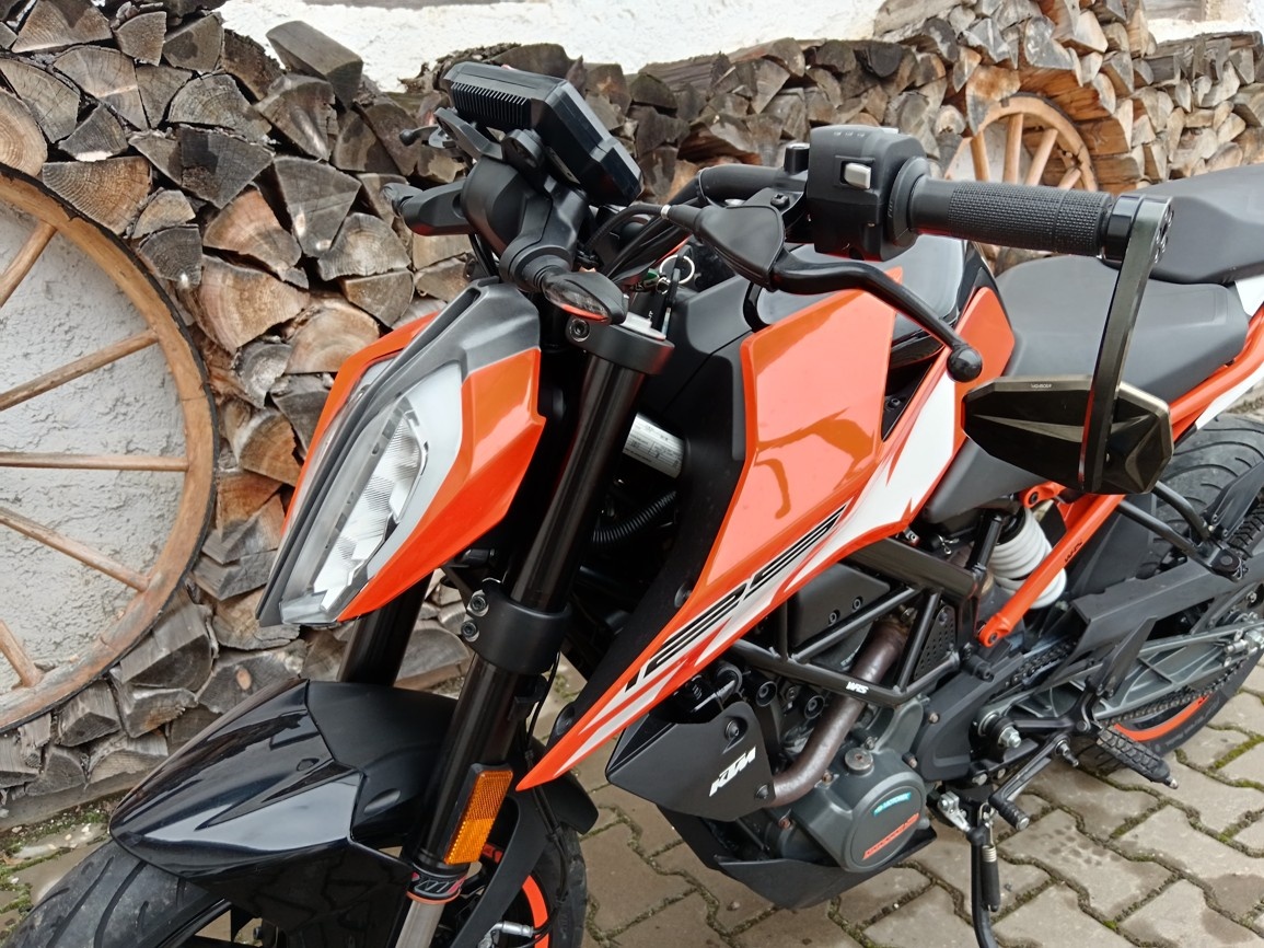 KTM 125 DUKE - 15