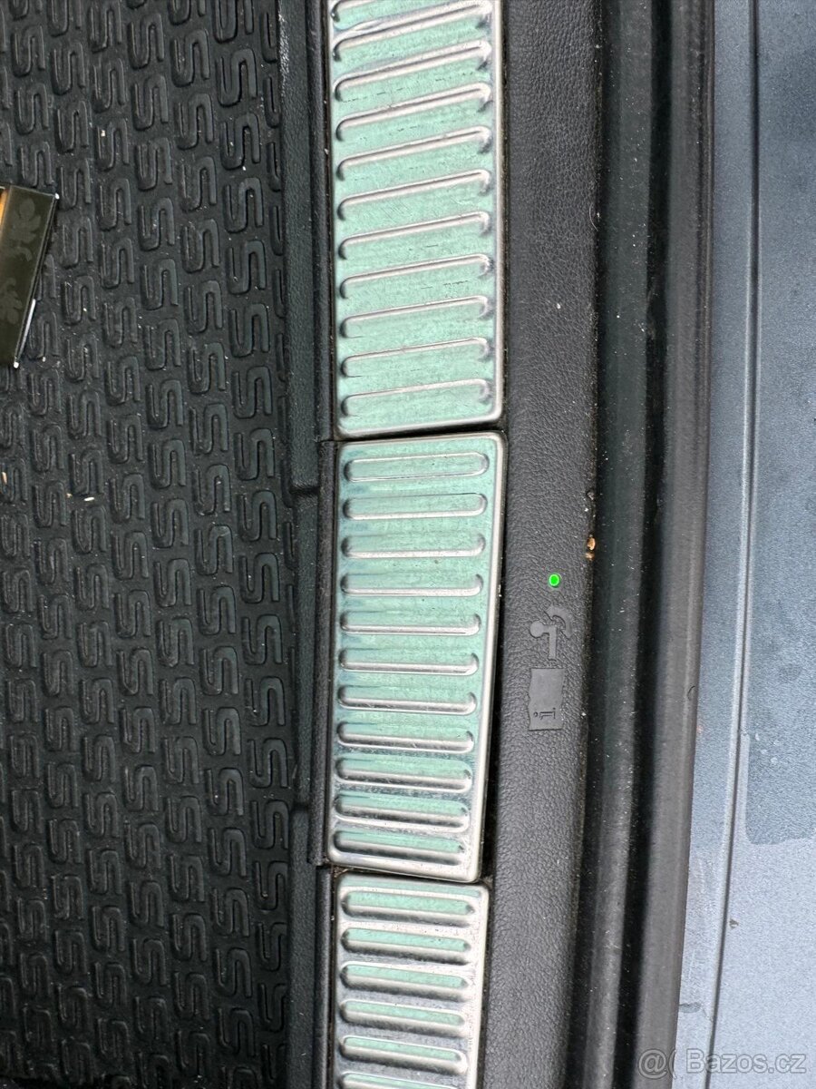 Škoda Superb 3 kombi L&K 2.0TDI 140KW DFCA PZR LF7Y 2016 - 15