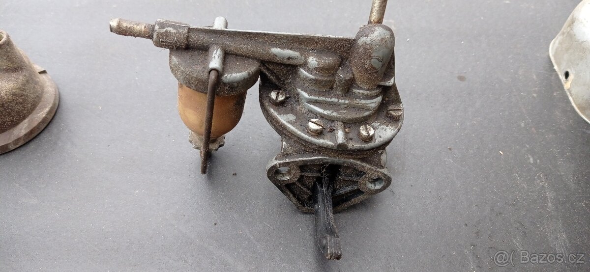 Prodám náhradní díly na škoda 1000 MB - 15