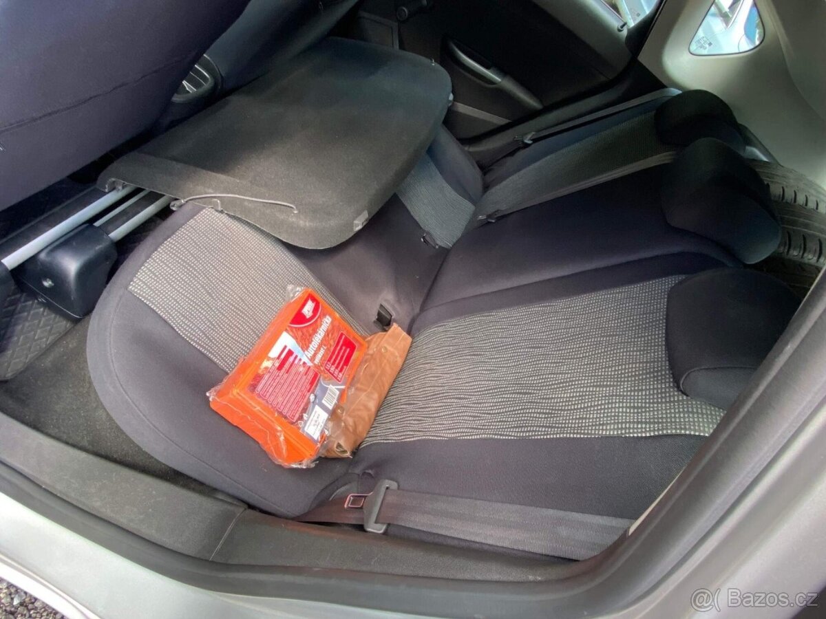 Opel Astra J 1.4i 74kW 1.majitel 78tkm 2015 STK 5/27 - 15