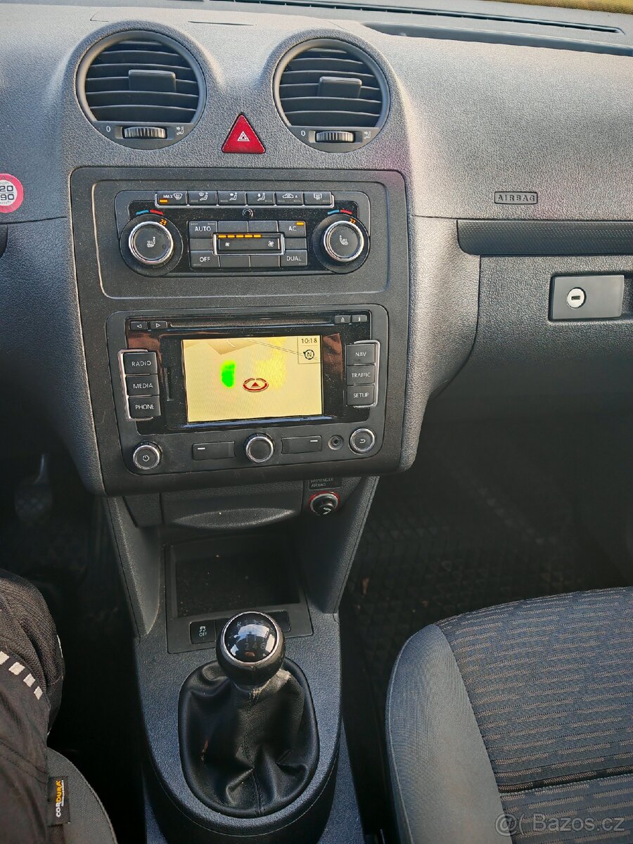 Vw Caddy 2.0tdi 103kw, klima, tažné, dovoz. - 15