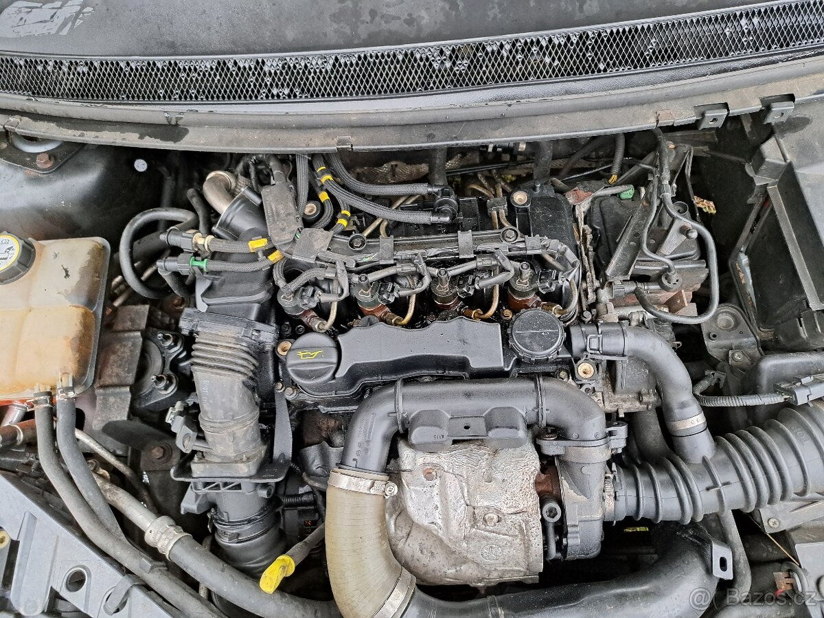 Ford Focus kombi TDCi STK 7/2026 - 15
