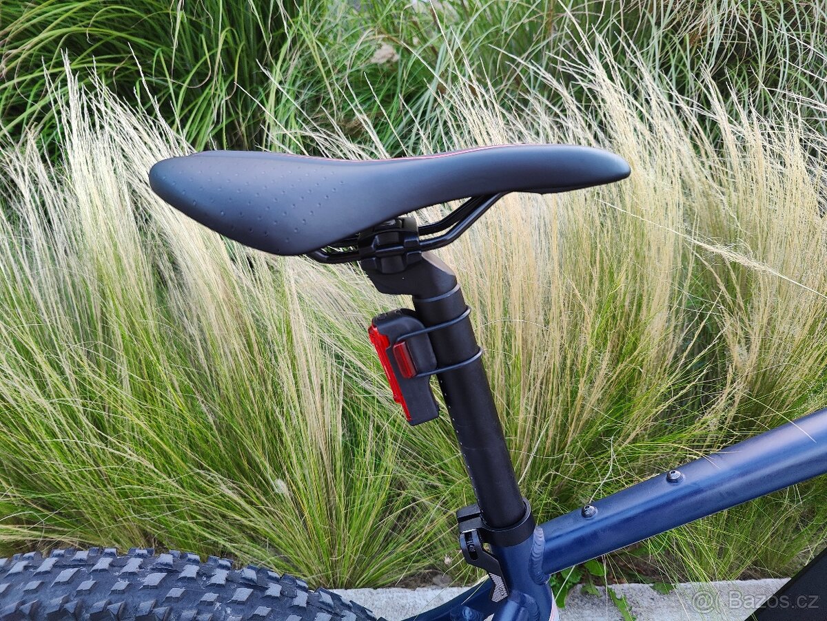 Elektrokolo Rockrider E-ST 500, stav nového - 15