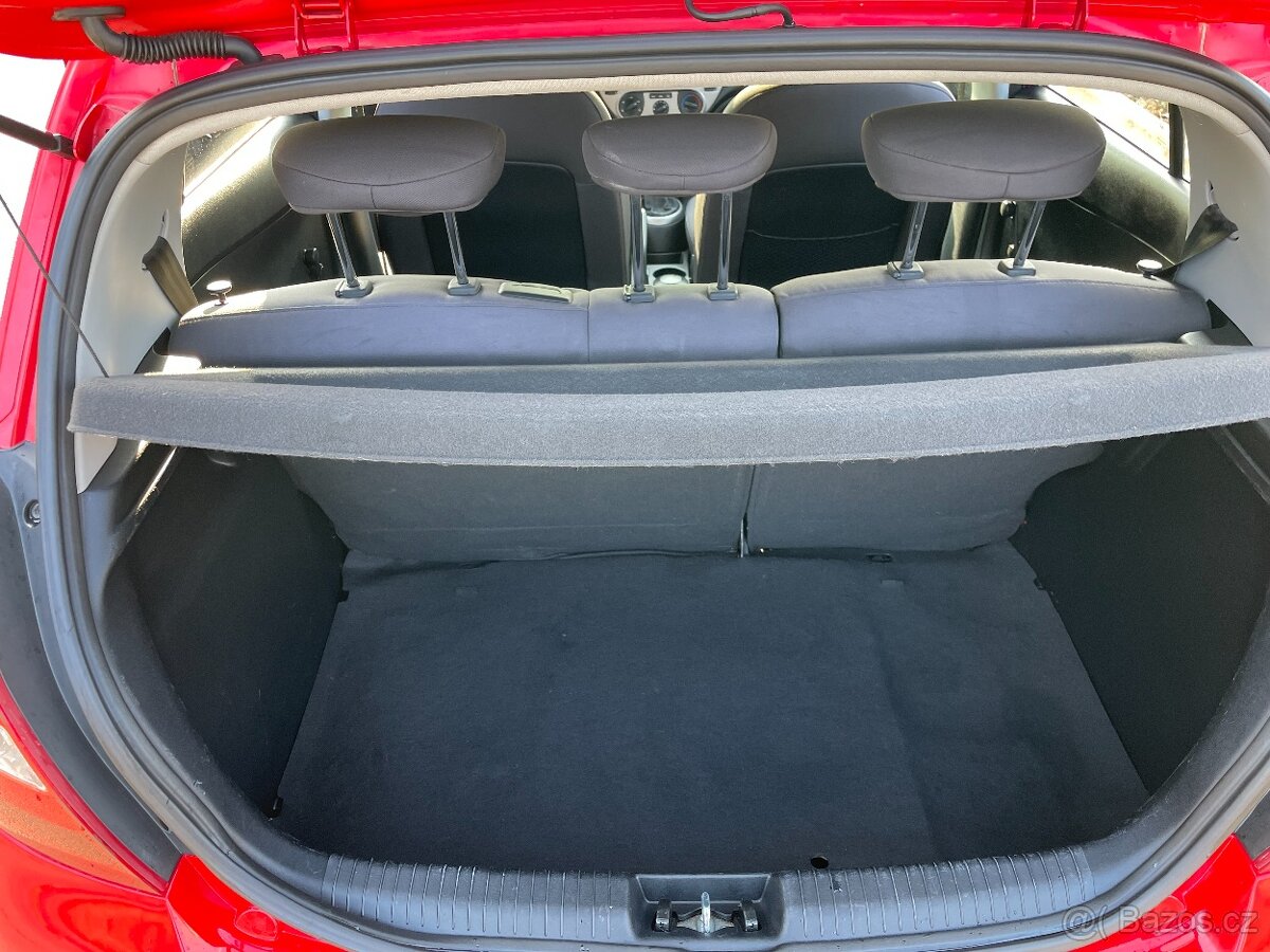 Hyundai I20 1.2i 2010 - 15