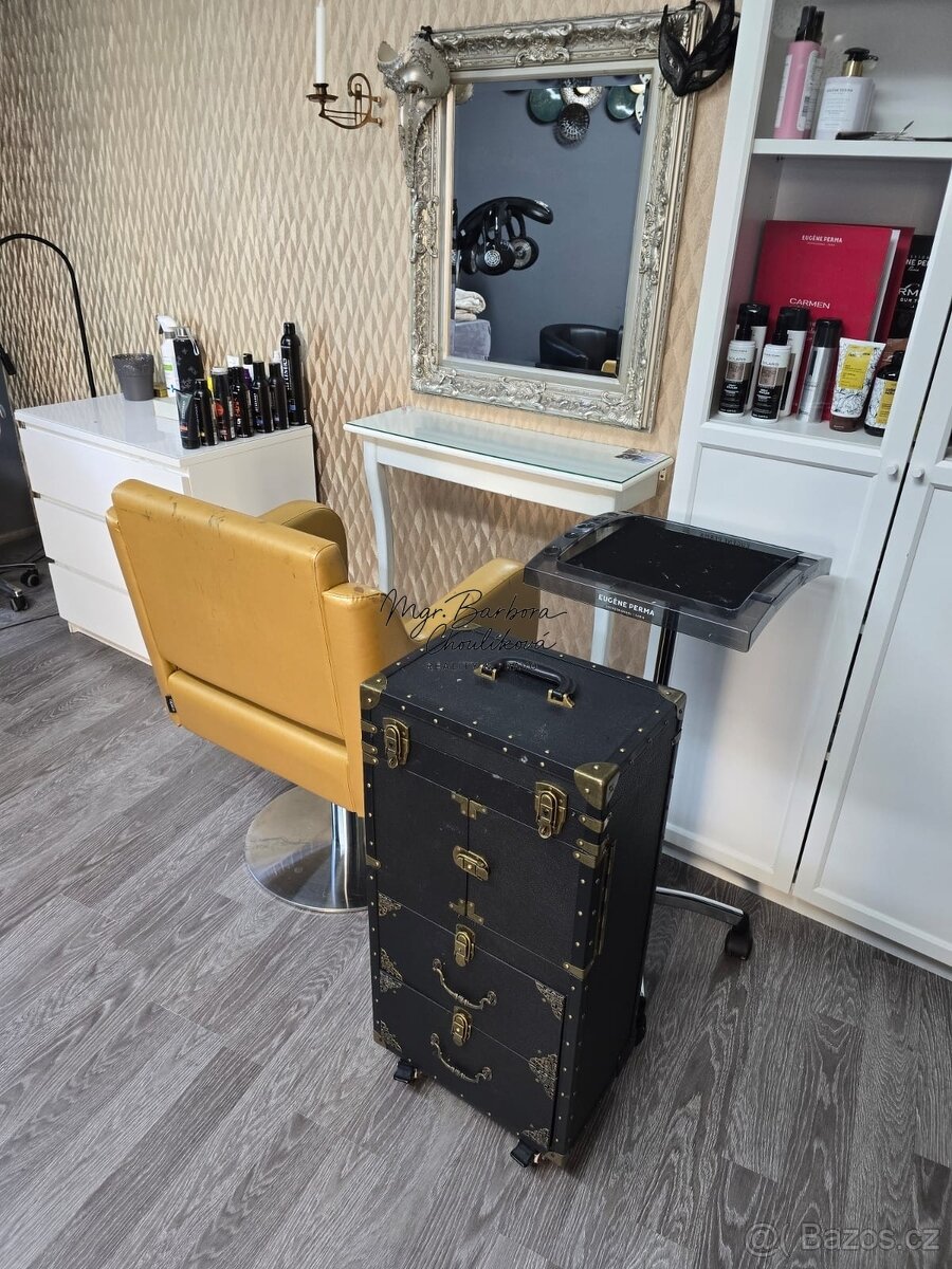 Pronájem moderního salonu / obchodního prostoru pro kadeřnic - 15