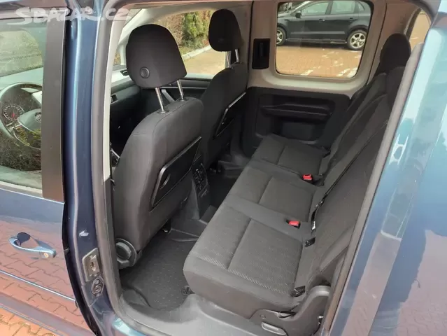 VW Caddy Maxi 2.0 TDI,1.Majitel,7.Míst,Comfortline,serviska - 15