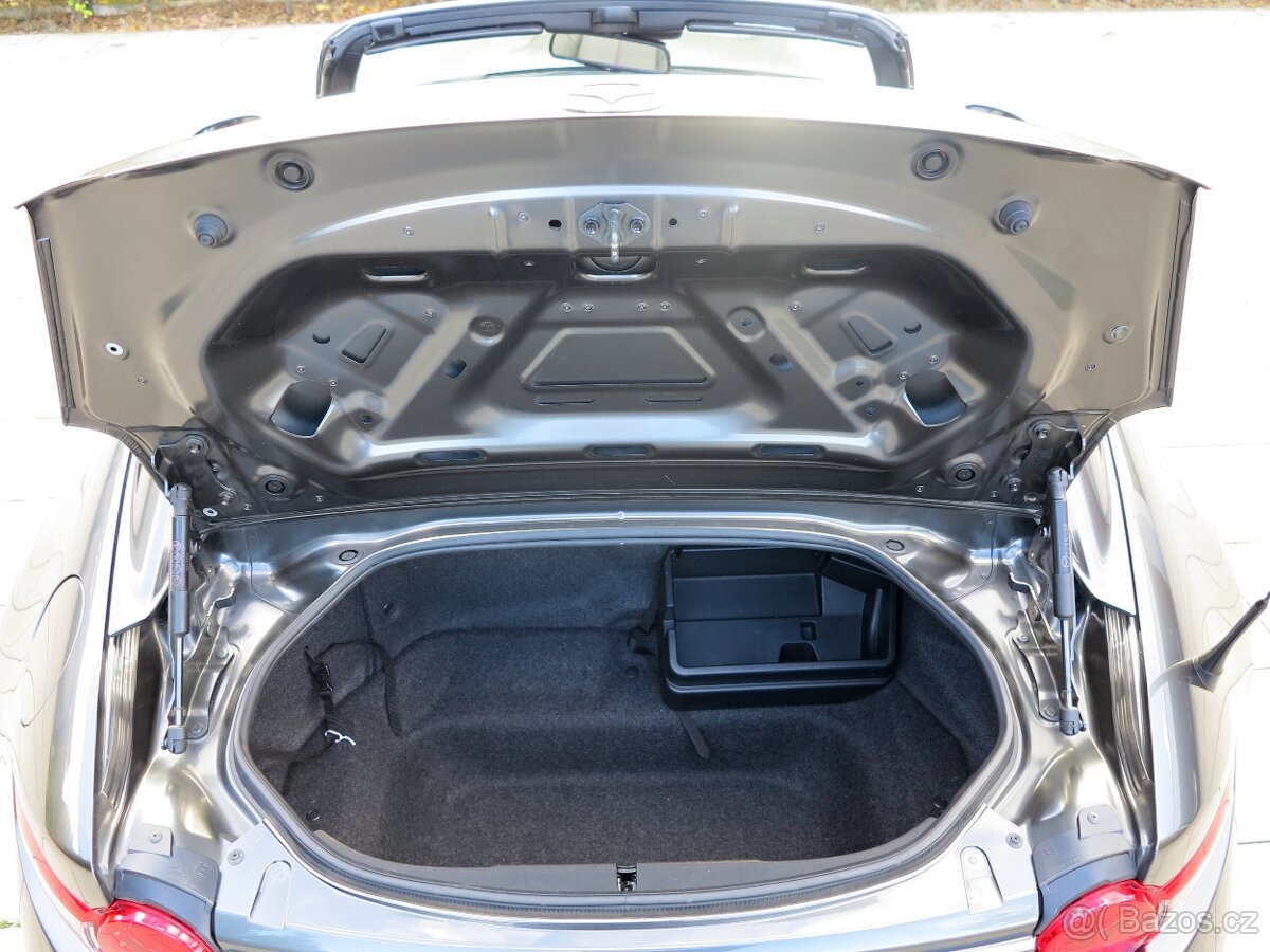 MAZDA MX-5 RF SKYACTIV-G r.v.11/2018 NAVI,LED,ALU - 15