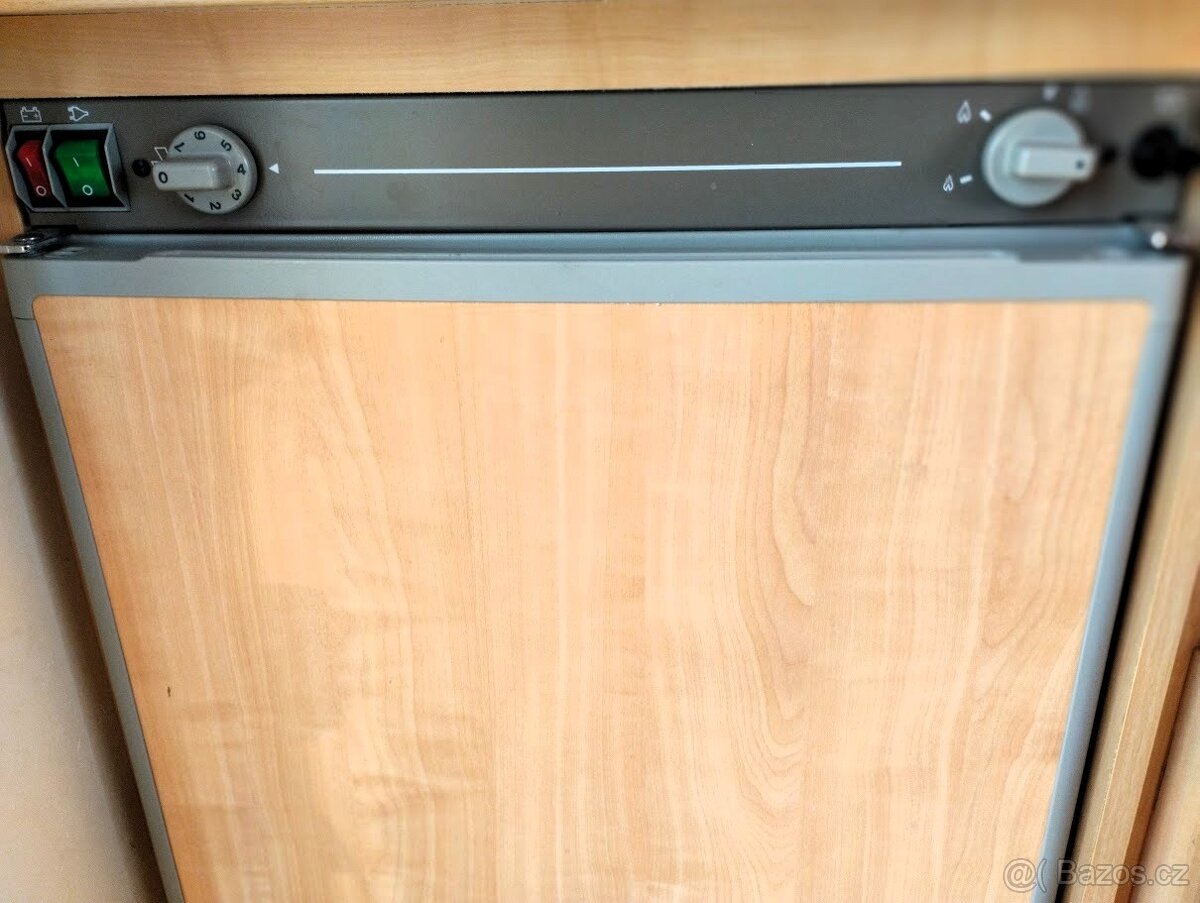 TRIGANO VDL (STERCKEMAN) | rok.v. 2005 | hmotnost 900 kg - 15