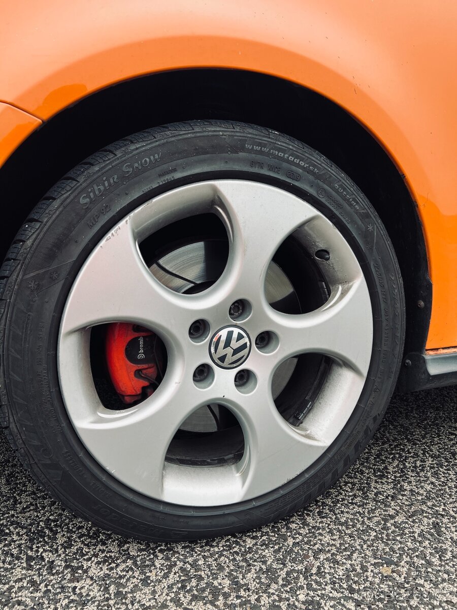 VW Golf GTI MK5 Fahrenheit edition 1/1200 ks USA - 15