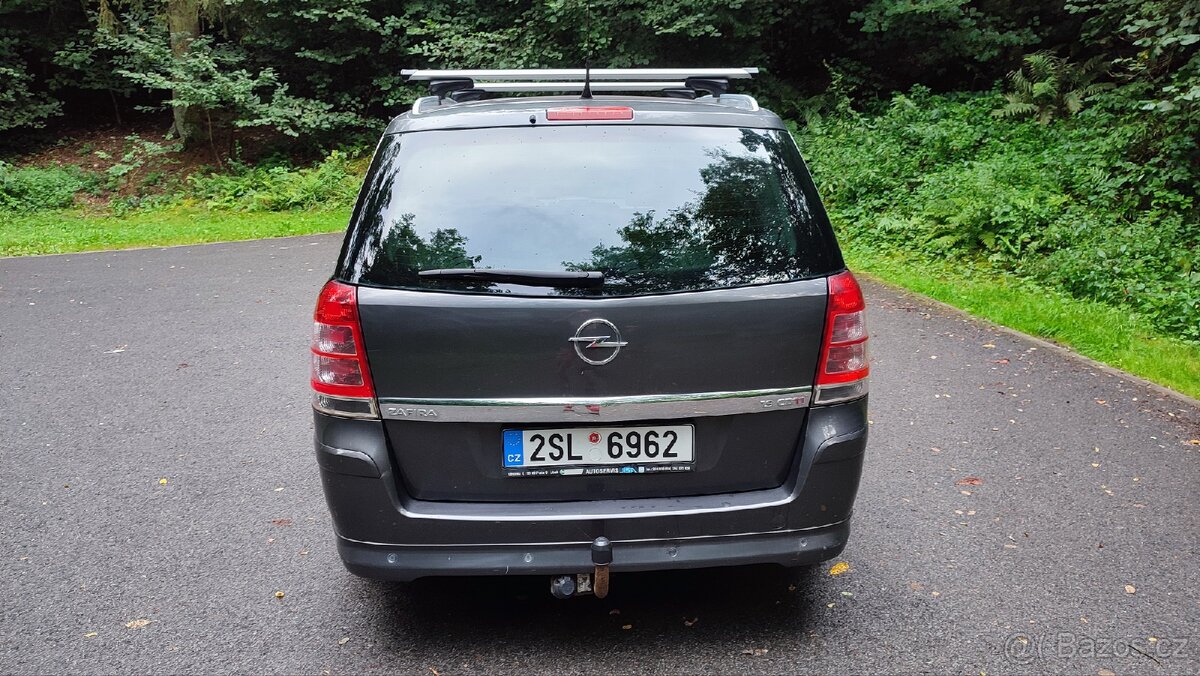 Opel Zafira 1,9CDT, 110kW, 7 míst - 15