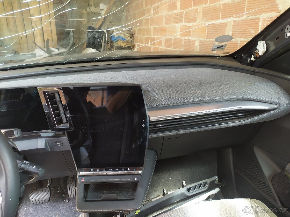 Díly Renault Megane E-TECH EV60 - 15