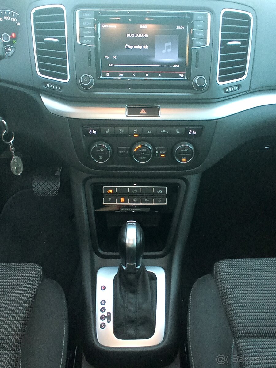 Volkswagen Sharan - 15