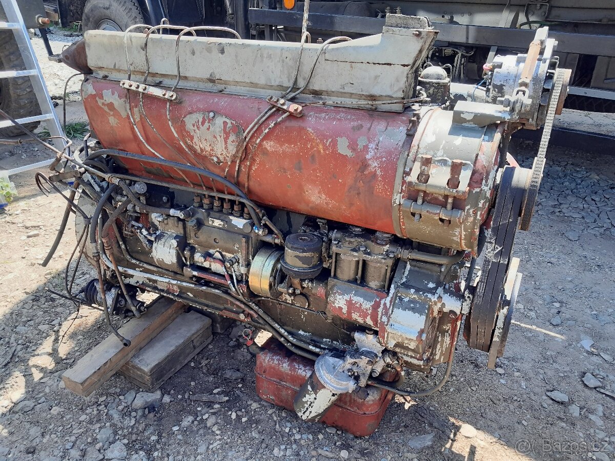 Praga V3S M2 motor - 15