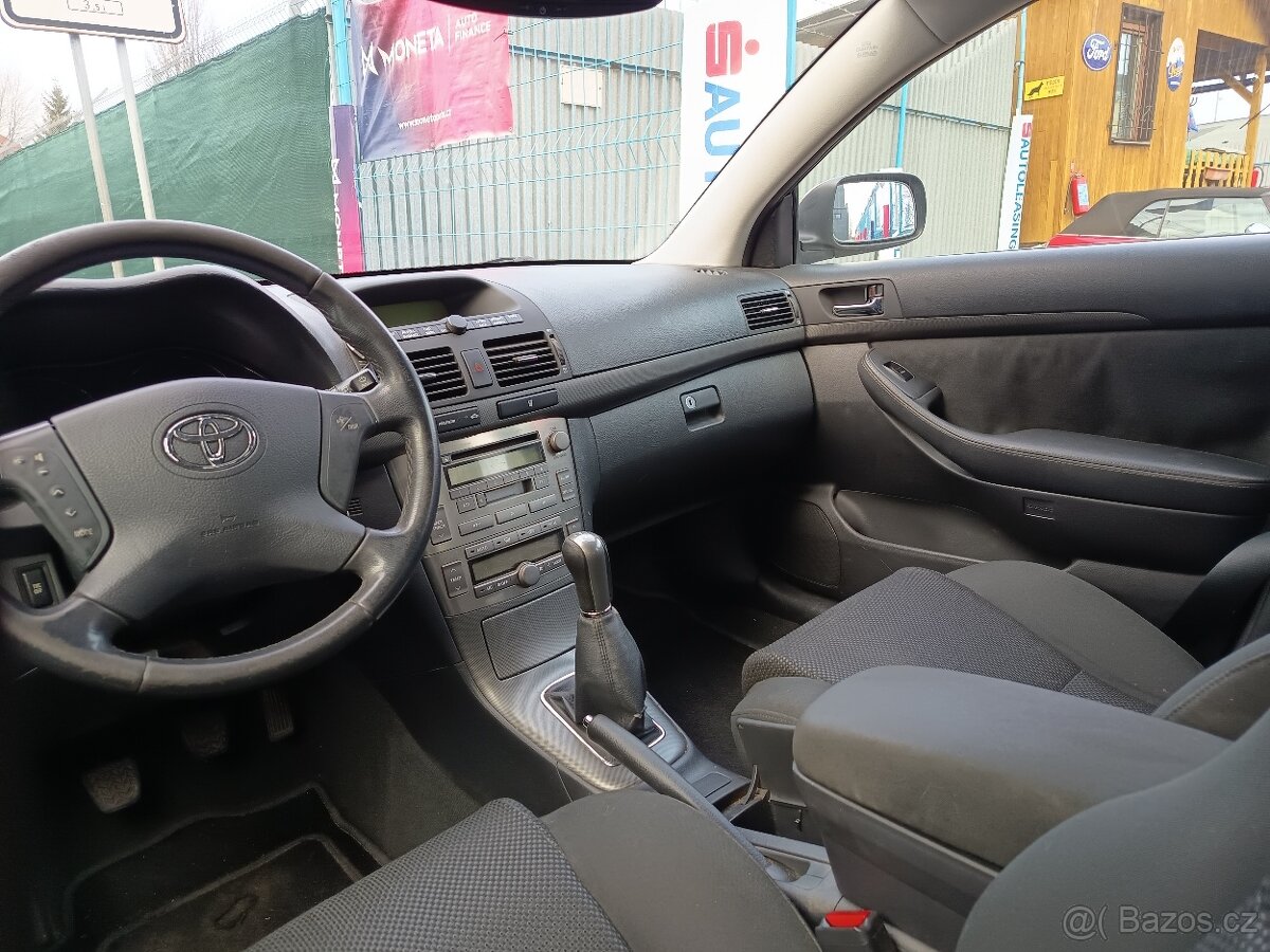 Toyota Avensis combi 2,0D-4D Comfort ČR - 15