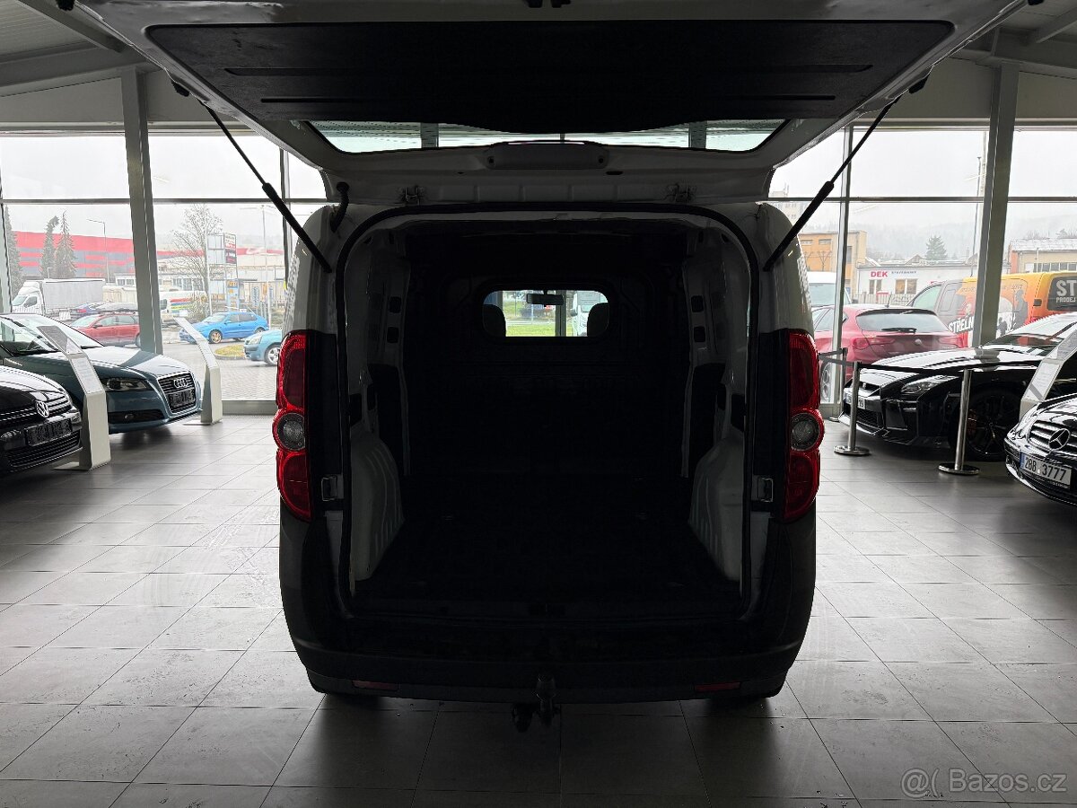 Opel Combo 1,4 70kW,SERVISKA,2.MAJITEL - 15
