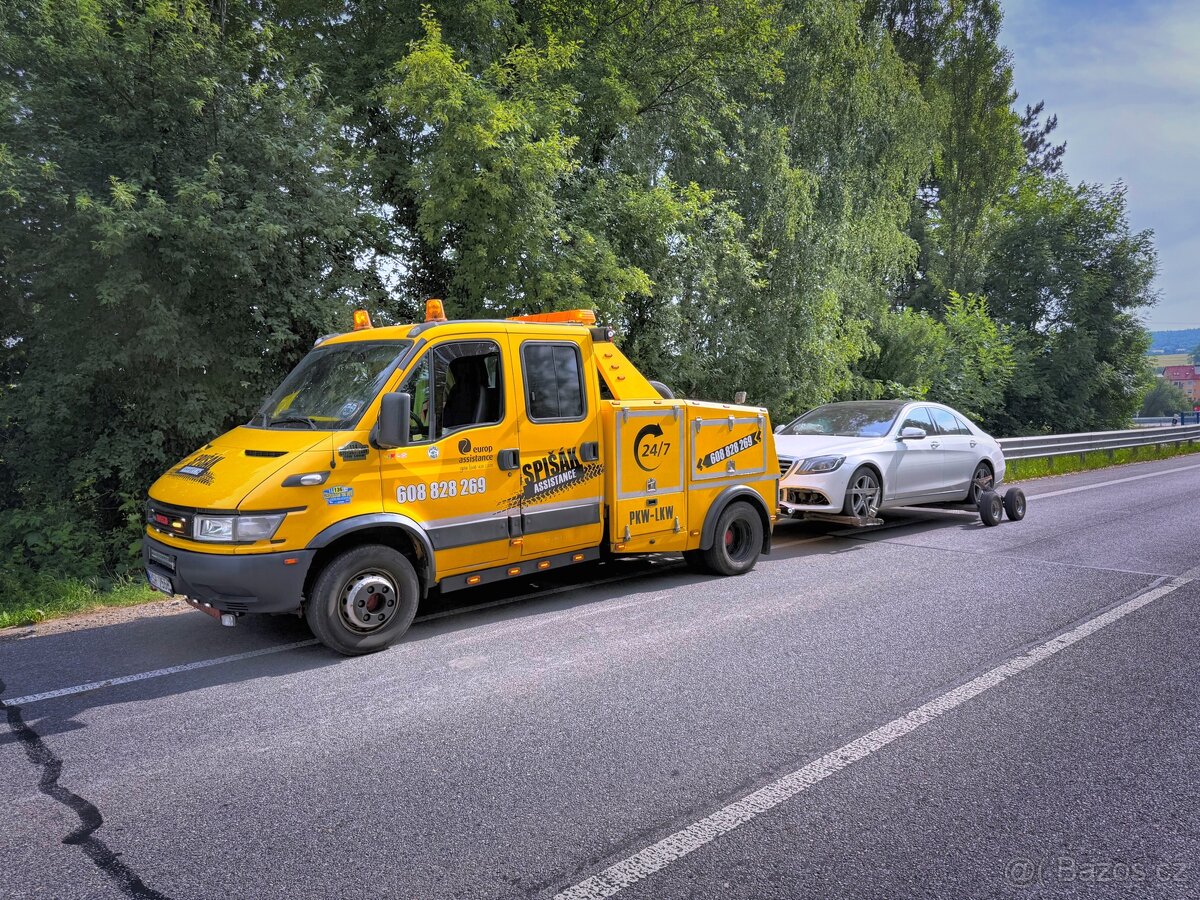 Odtahový speciál Iveco Daily - 15