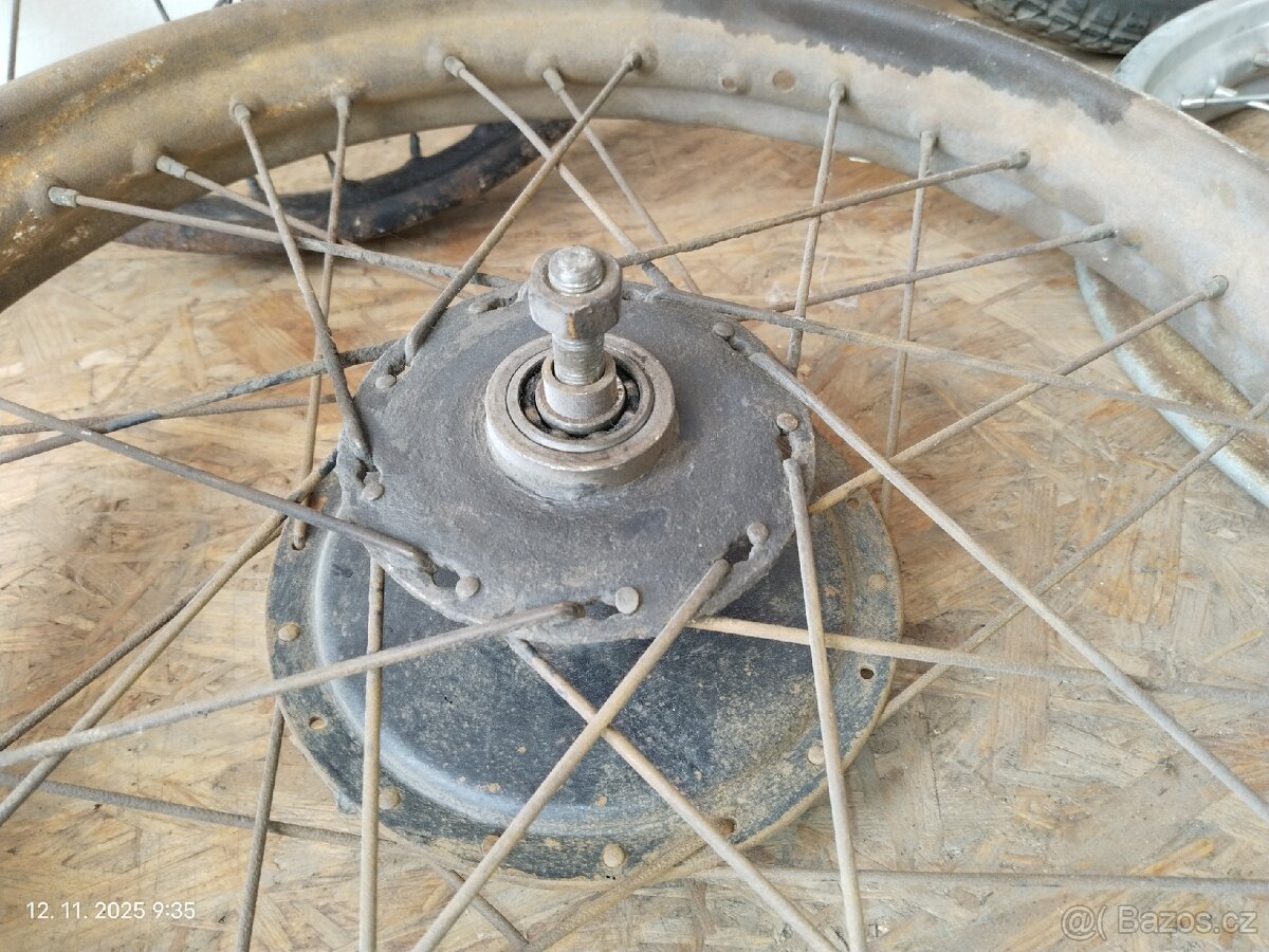 ČZ předválečná 175 a 250 - 15