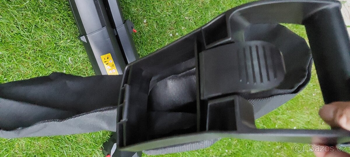 Vysavač listí HECHT 3001 - 15