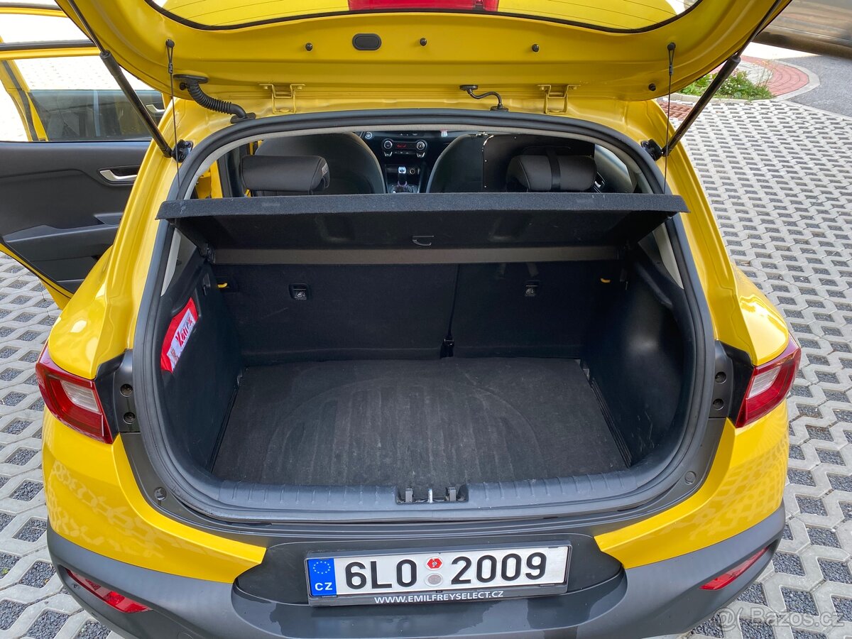 Kia stonic 1.0 T-GDI serviska 69 tis km. - 15