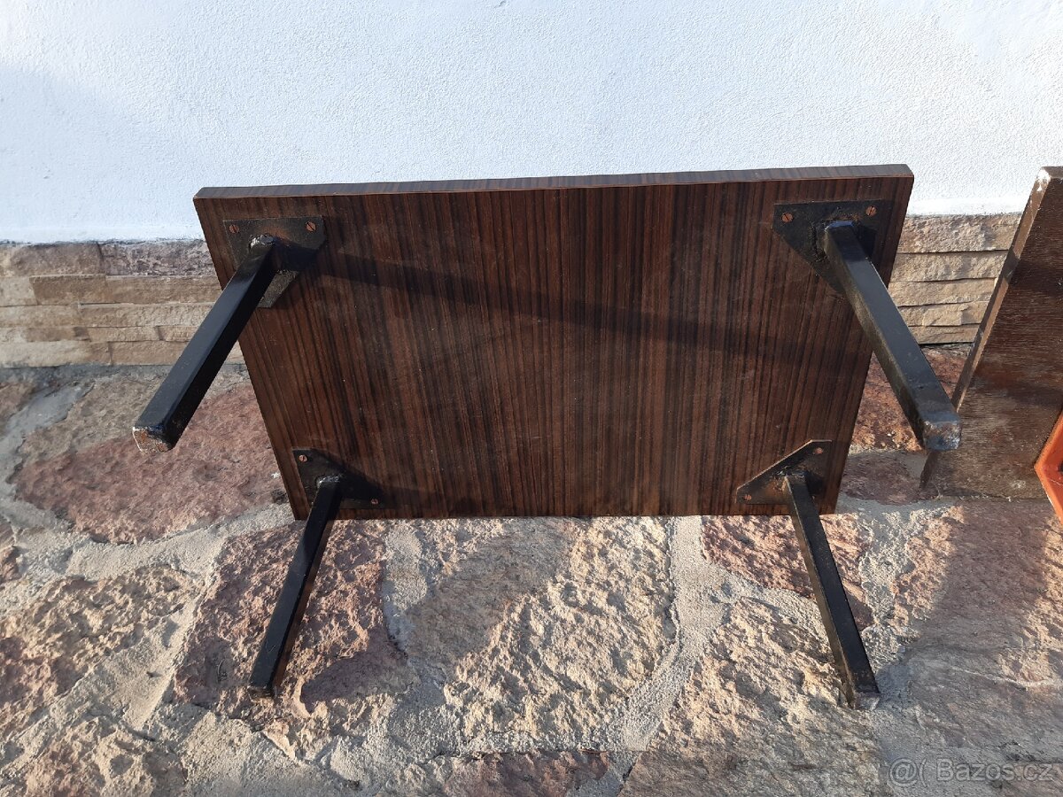 různé stoličky, či štokrle, polička - 15