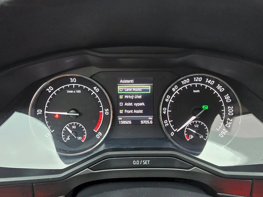 Škoda Superb, COMBI STYLE 2,0 TDi / 140 kW D - 15