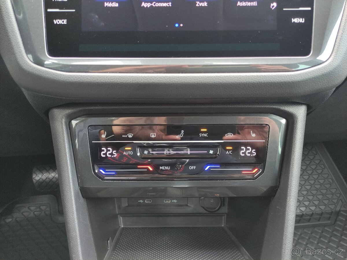 VW Tiguan DSG 4Motion FullLED KAMERA TAŽNÉ MY 22 - 15