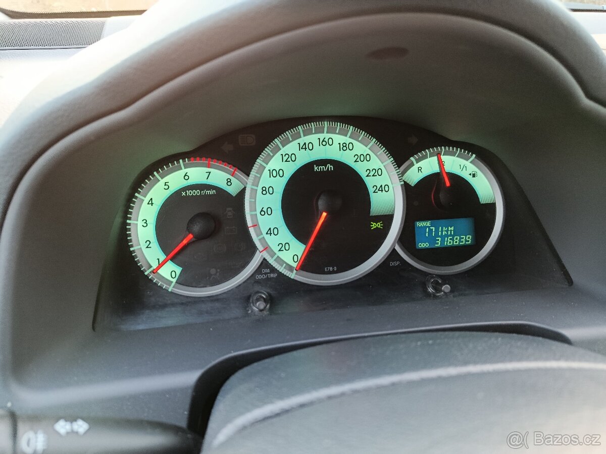 Toyota Corolla verso 1.8 Benzín + Lpg - 15