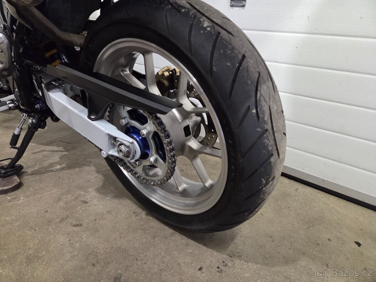 Aprilia Pegaso 650 Strada - 15