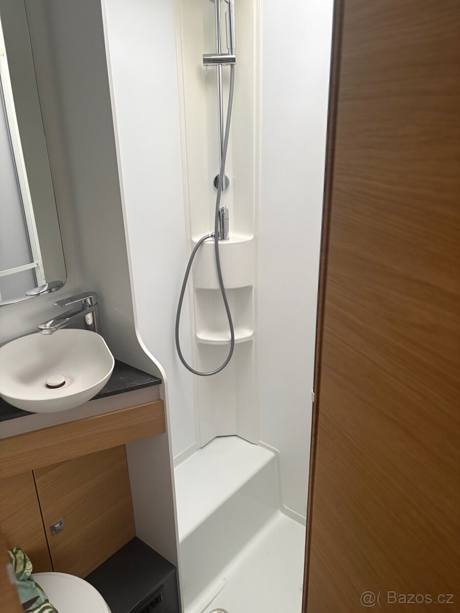 Adria Coral XL , odpočet DPH - 15