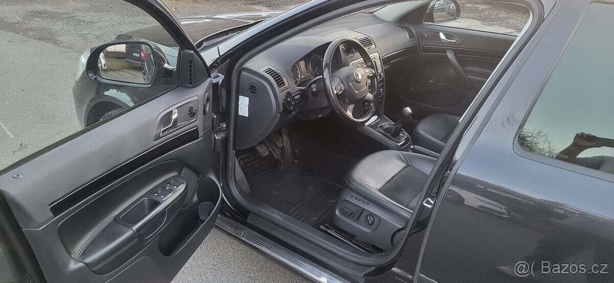 Škoda Octavia Combi - 15