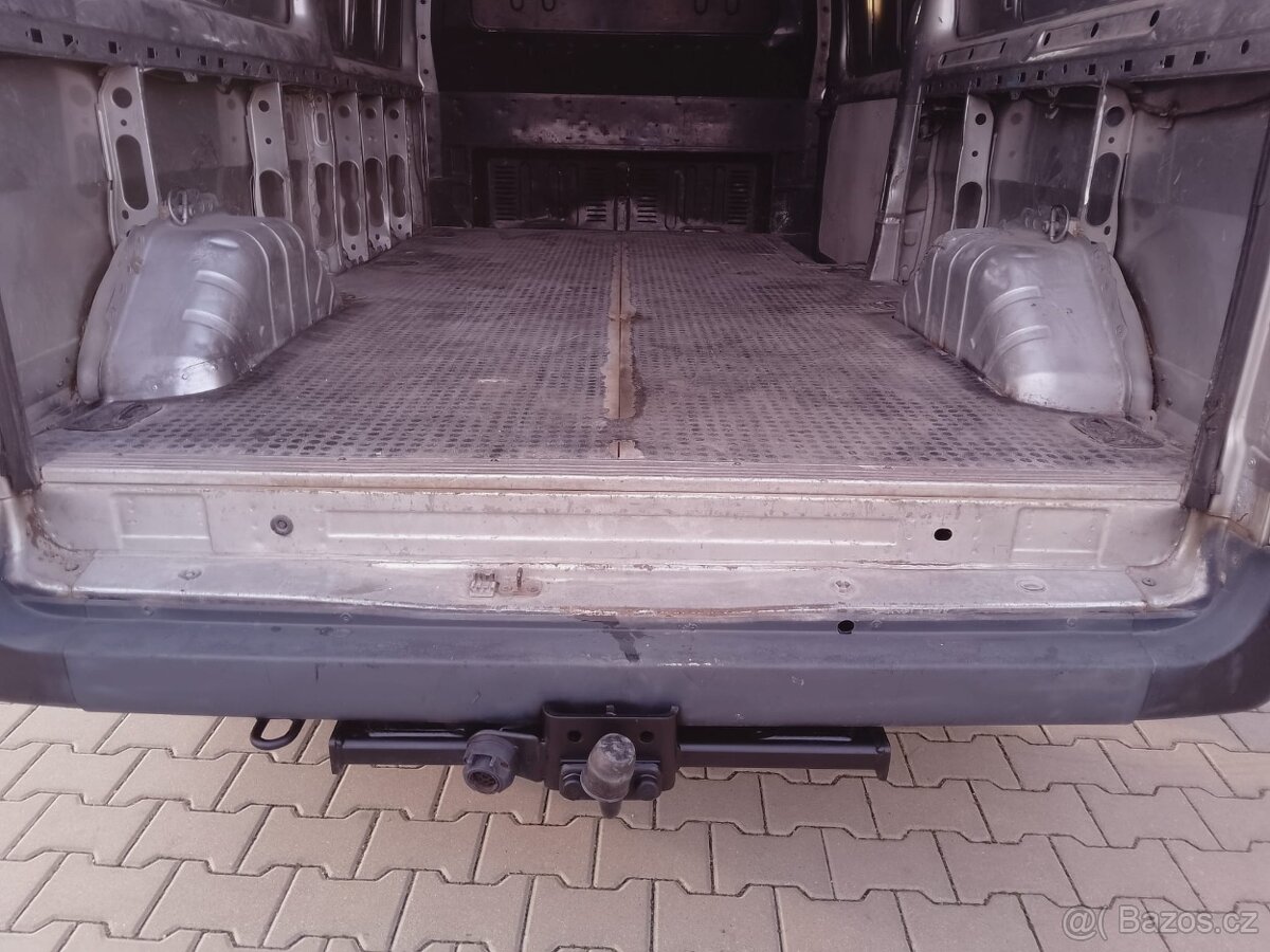 FORD TRANSIT 2,4TDCi103kw,rv2010,ČR,L3H2,JEDE PĚKNĚ,TZ - 15