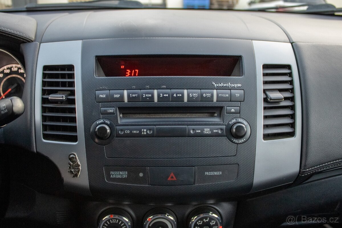 Mitsubishi Outlander 2.2 DI-D 4x4 - 15