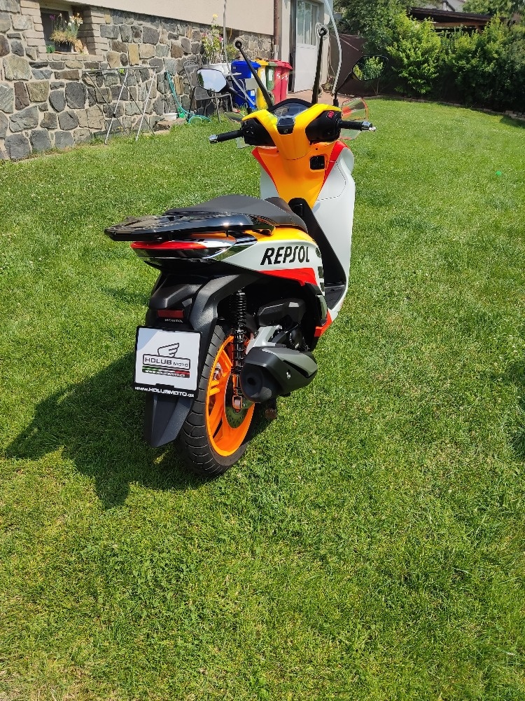 Honda SH 350 i ABS, TC (2021) REPSOL - 15