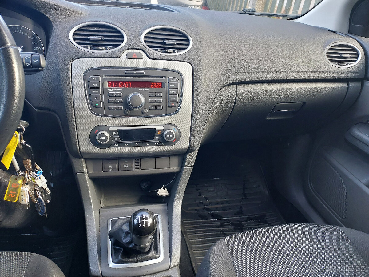 Ford Focus 1.6 TDCI na náhradní díly - 15