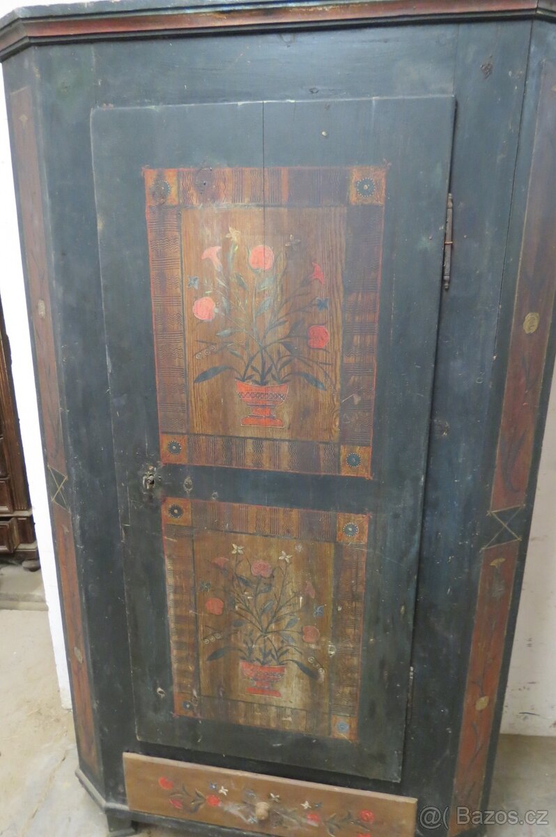 Malovaná skříň ze Šumavy - 15