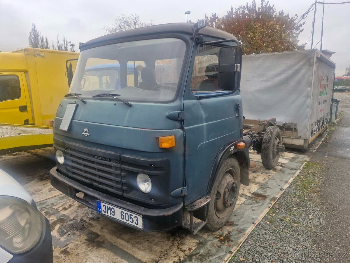 Prodám 3 ks Avie - 15