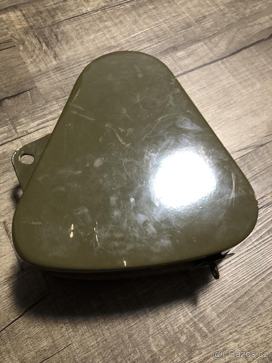 Sedlo kastlík přední blatník sedadlo IŽ 56 IŽ 49 IŽ 350 - 15