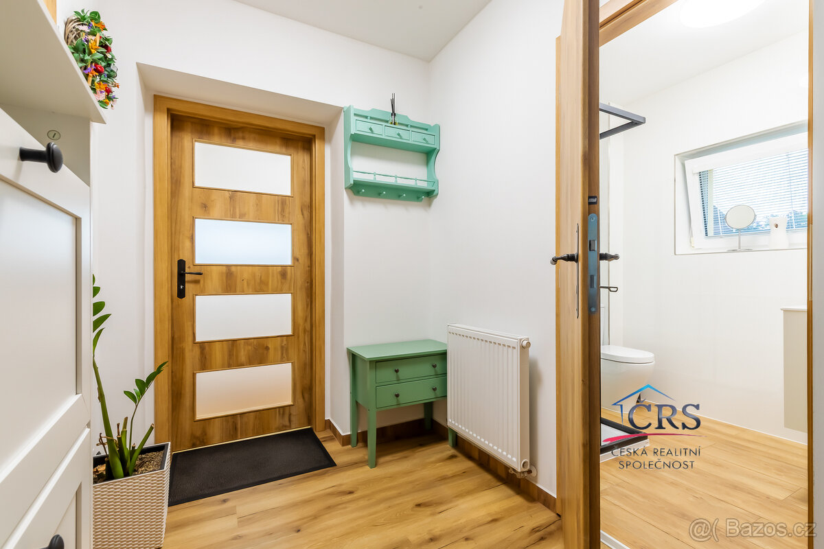 Kompletně zrekonstruovaná chata k trvalému bydlení - Říčany - 15