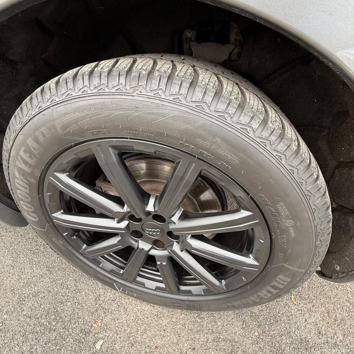 Audi Q7, 3.0TDI SLINE 200KW 7 míst Ojeté, 5/2015, 296 000 k - 15