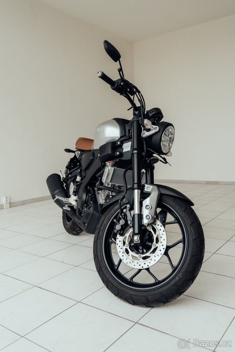 Motorka Yamaha XSR 155 - Stříbrná (NOVÁ) - 15