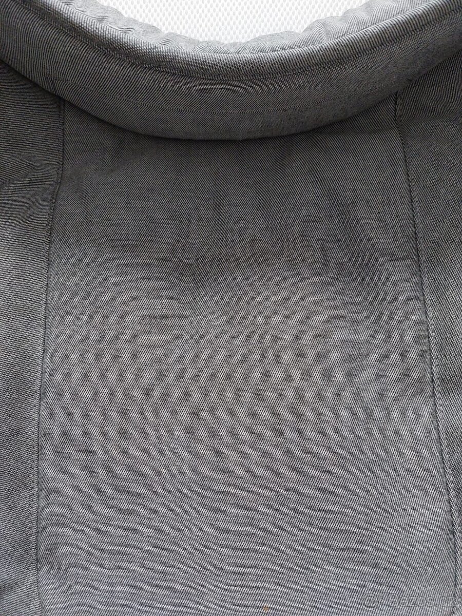 Prodám kočárek vojkombinaci Joolz day 3 Studio graphite grey - 15