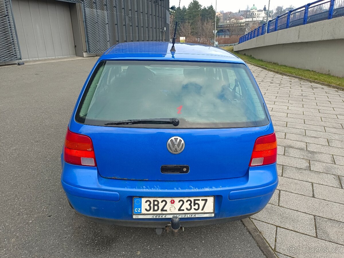 VW Golf lV 1.6 16V, STK 2027 - 15