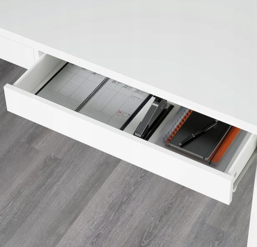 Psací stůl Ikea Micke - 15